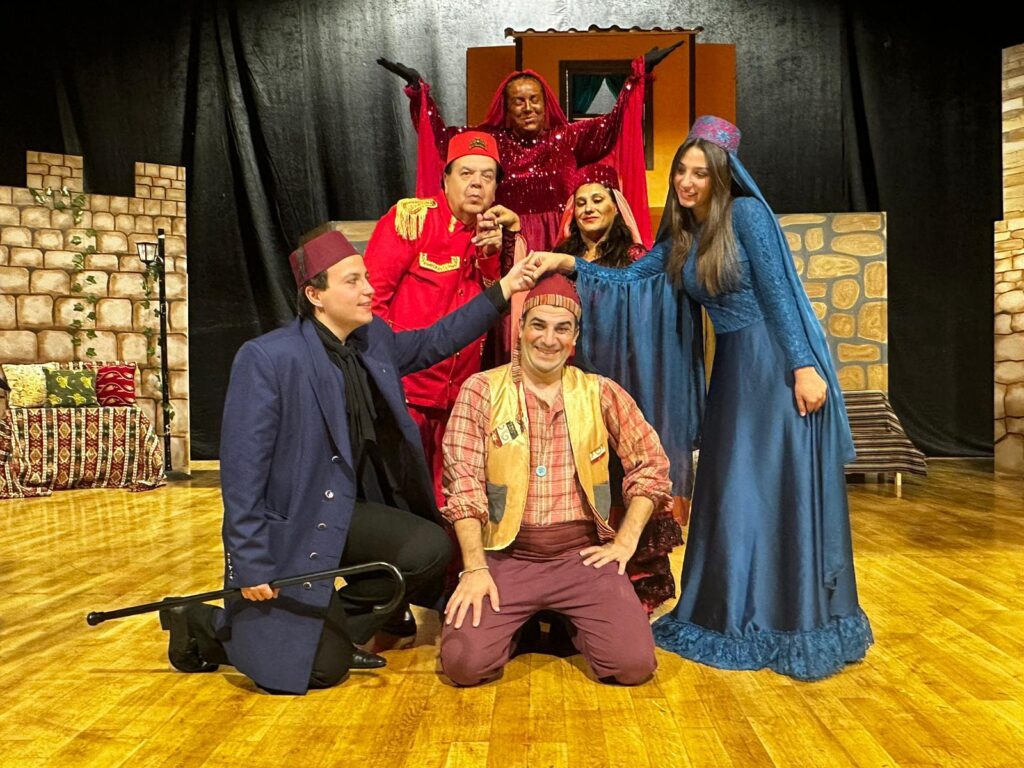 KBT sahnesinde ‘Bir Cümbüş Bin Telaşe’