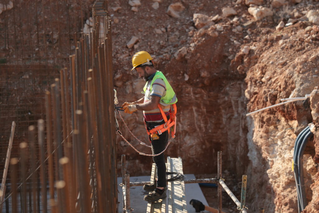 Kapalı Pazar Yeri inşaatı hızla yükseliyor