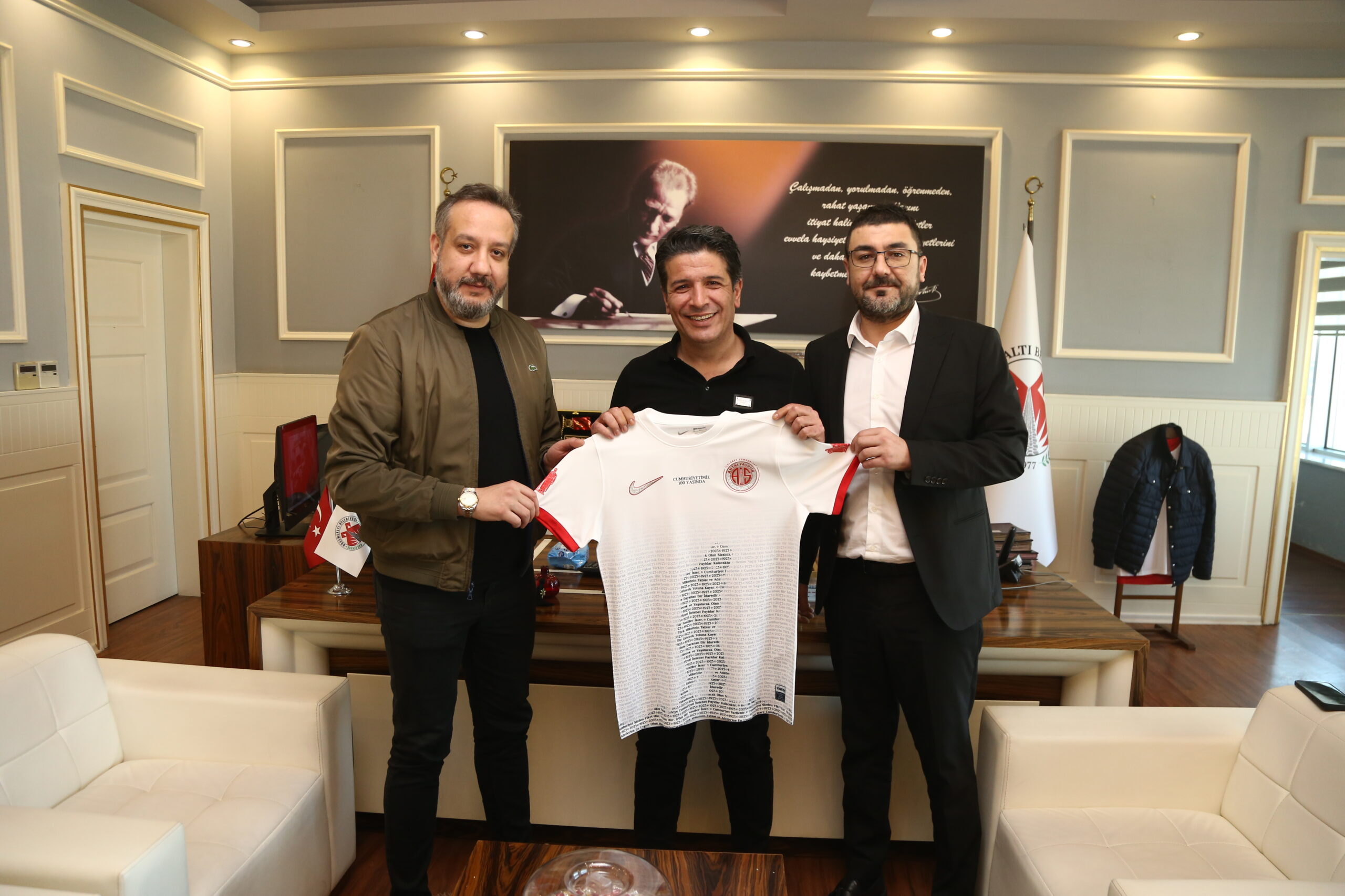 Başkan Genç, Antalyaspor Başkanı Boztepe’i konuk etti