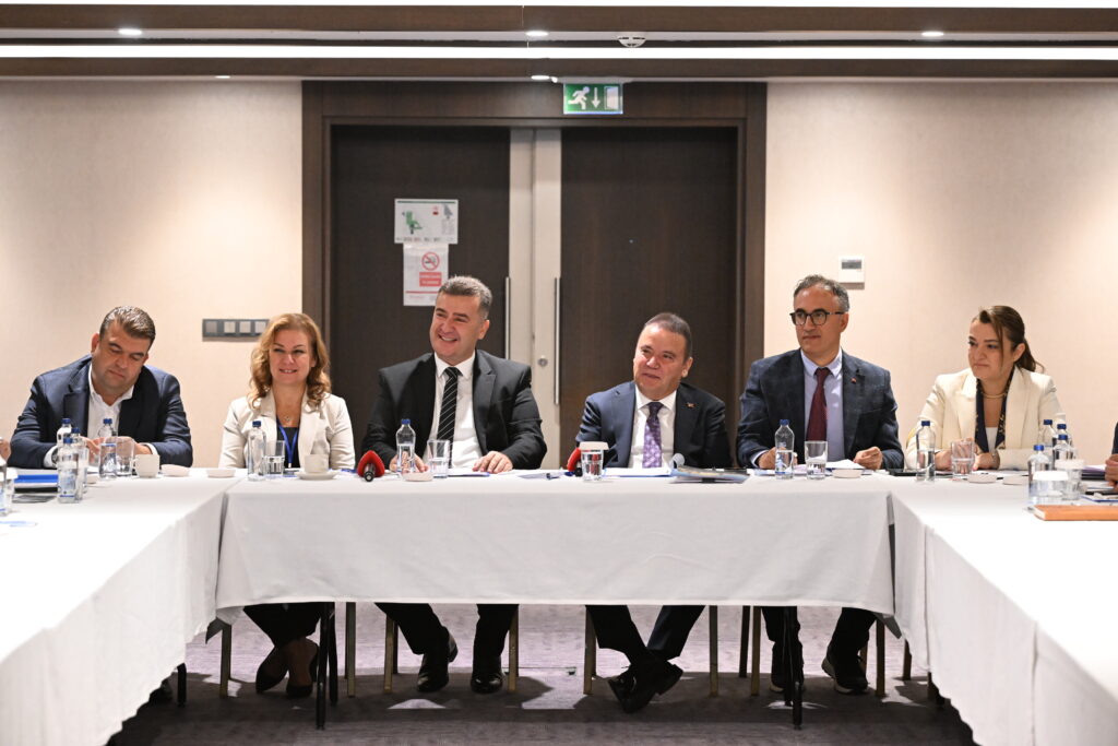 Sakin Şehirler toplantısı Eğirdir’de yapıldı