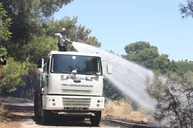 Kepez’den Orman Yangınına Müdahale Desteği